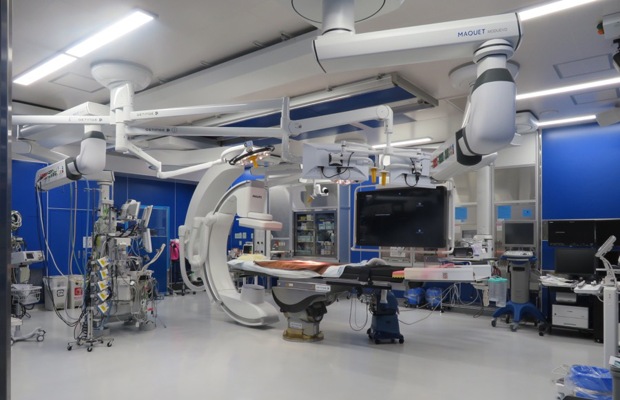 2階 ハイブリッド手術室