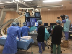 カテーテル室からの中継風景